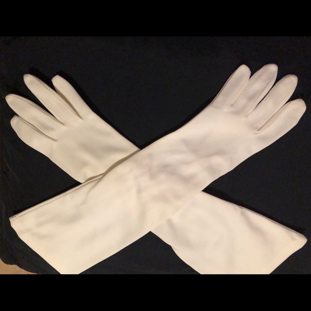 Vintage White Evening Gloves